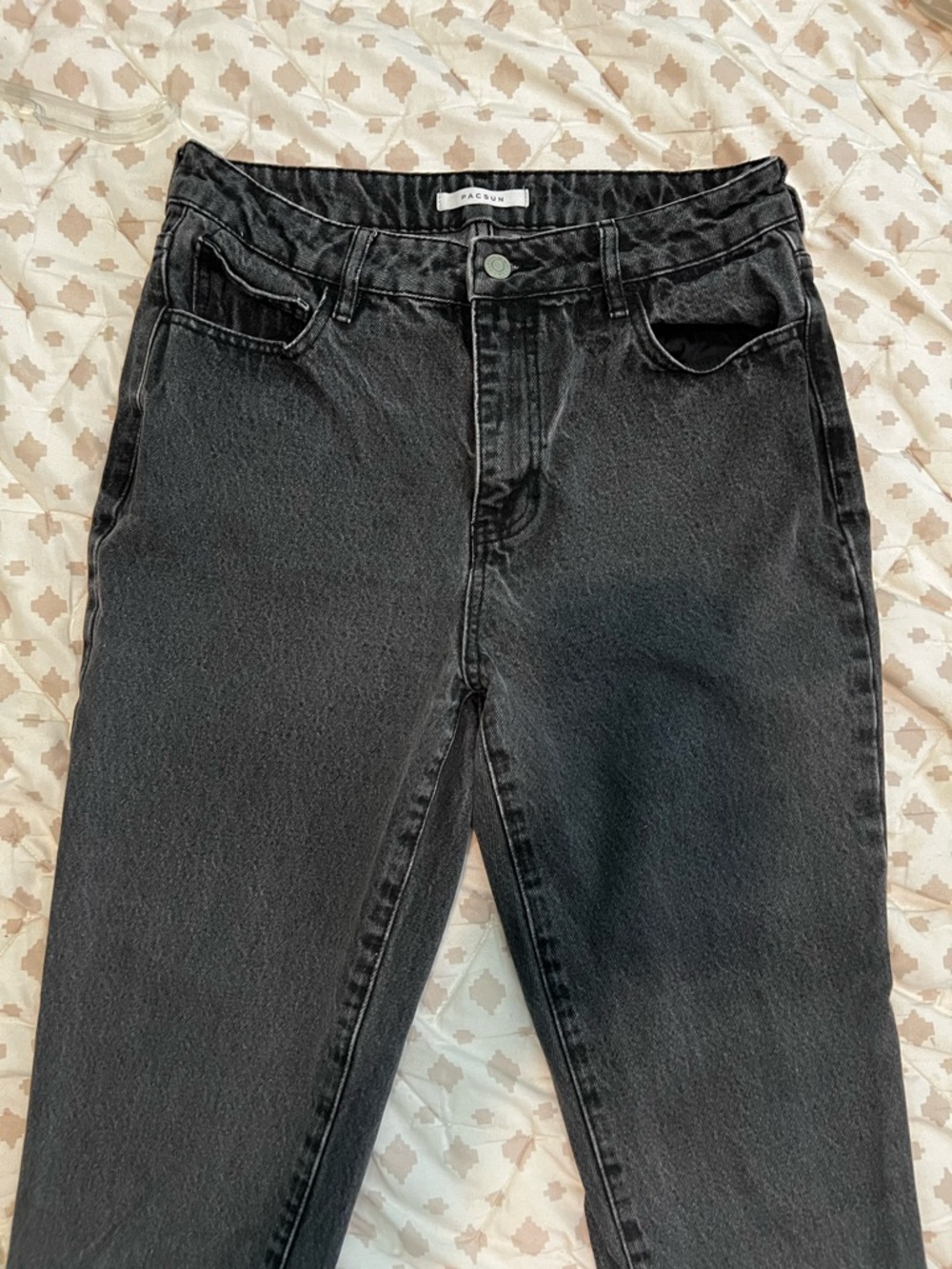 PacSun Black Mom Jeans